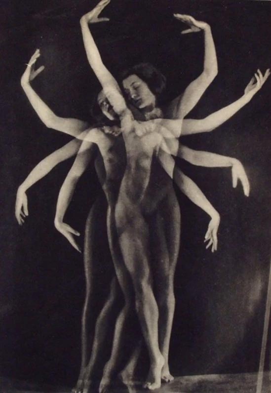 Yva, Danse, 1933